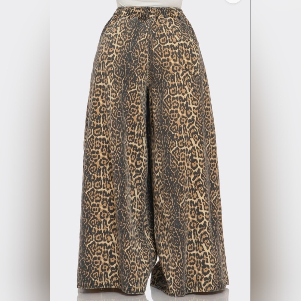 NEW!!! Leopard Print Wide-Leg Pants With Pockets, NWT - Picture 7 of 7